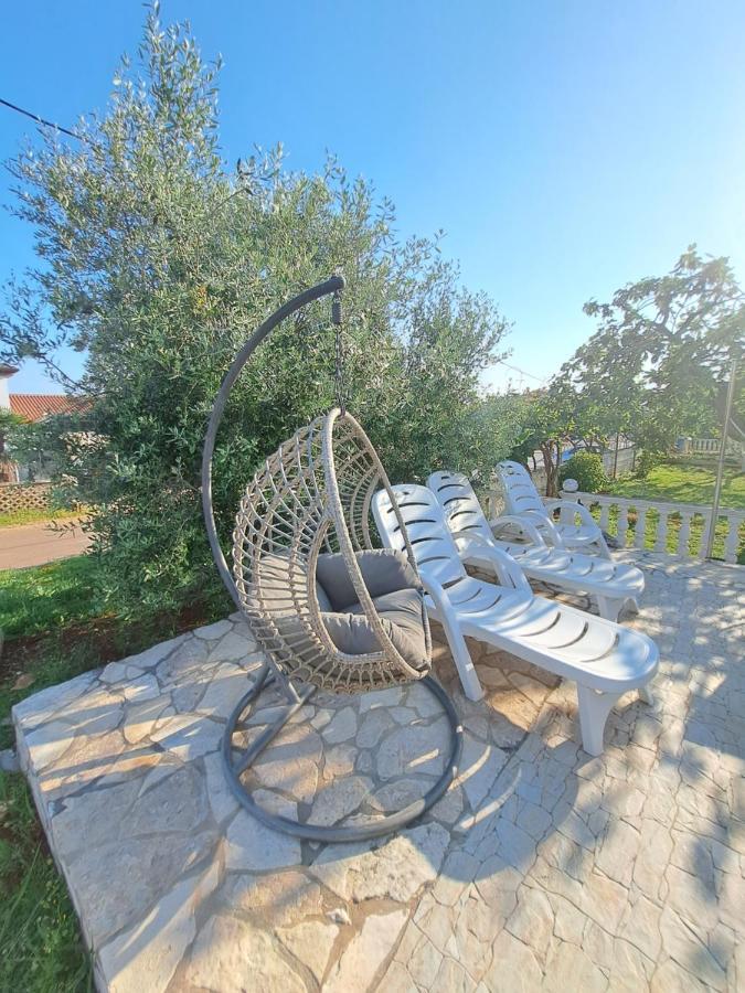 Апартаменты Casa Antonio With Swimming Pool Новиград Экстерьер фото