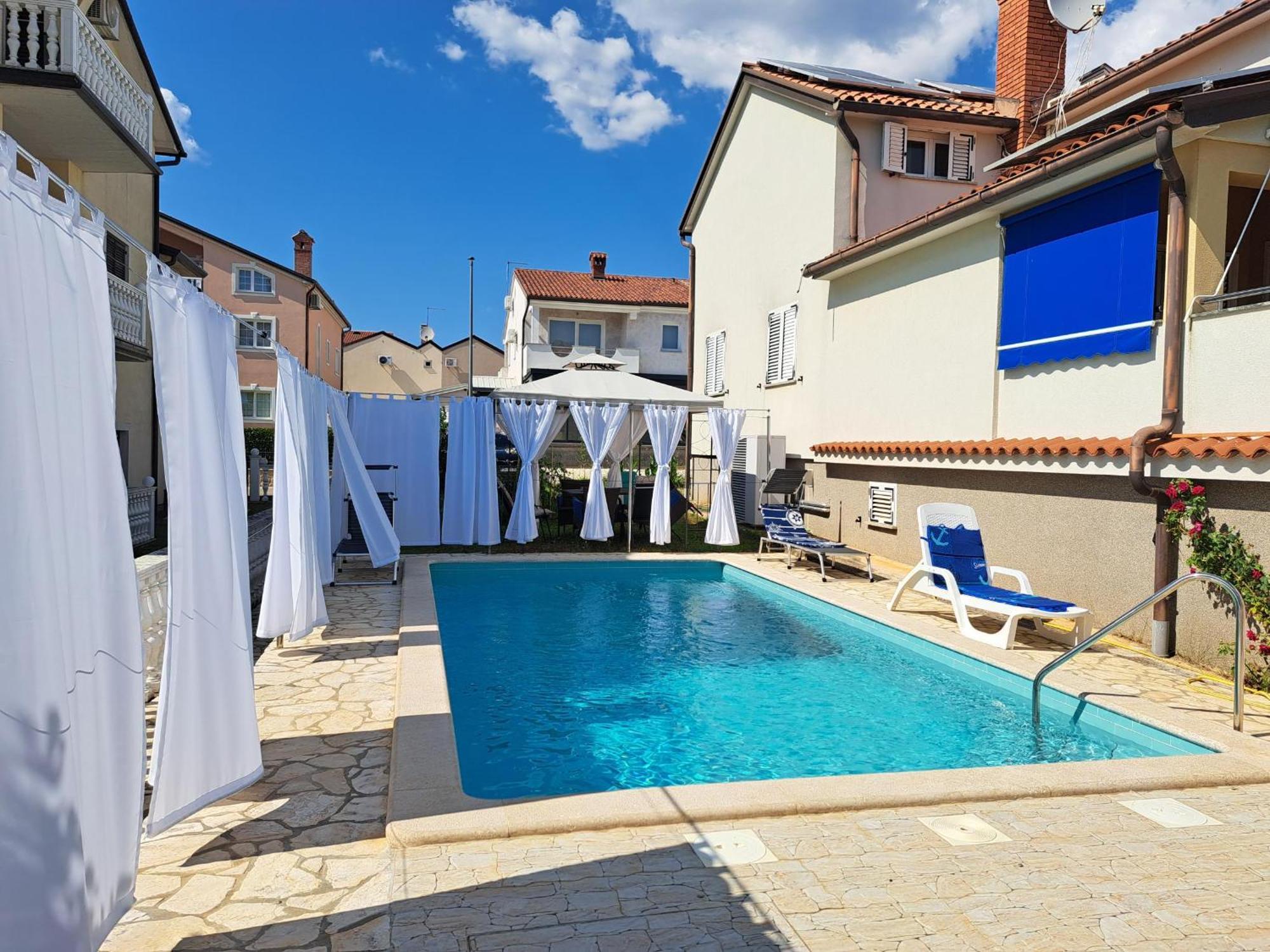 Апартаменты Casa Antonio With Swimming Pool Новиград Экстерьер фото